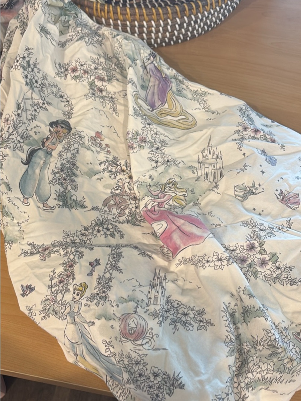 Disney Princess Crib Sheet Pottery Barn Kids - Cream with Pastel Accentsy